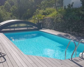 La Maison du Talaron - Le Cheylard - Pool