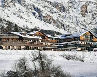 Rosapetra Spa Resort - Κορτίνα Ντ'Αμπέτσο - Κτίριο