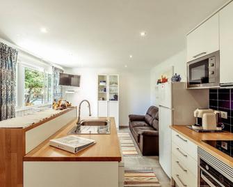 Holiday house Miraflores for 1 - 2 persons with 1 bedroom - Holiday home - Alges - Cuisine