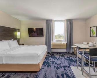 كواليتي إن آند سويتس وينيبيج - وينيبيغ - غرفة نوم