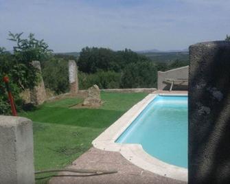 Mánsio de la Plata - Peñacaballera - Piscina