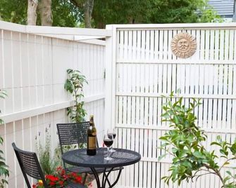 123 Motel - Christchurch - Patio