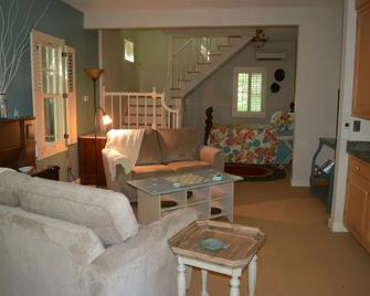 Two Herons Cottage - Shelton