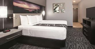 La Quinta Inn & Suites by Wyndham Amarillo Airport - Amarillo - Soverom