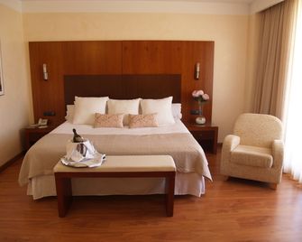 Montera Plaza - Los Barrios - Chambre