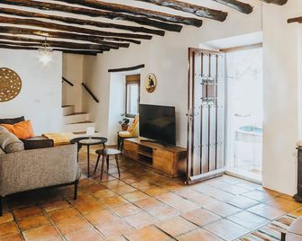 Hotel Casa Pedro Barrera - La Almudema - Living room