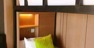 Podzzz Suites At Aeropod - K2-07-10b - Kota Kinabalu - Bedroom