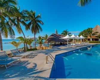 Puerto Aventuras Hotel & Beach Club - Puerto Aventuras - Piscina