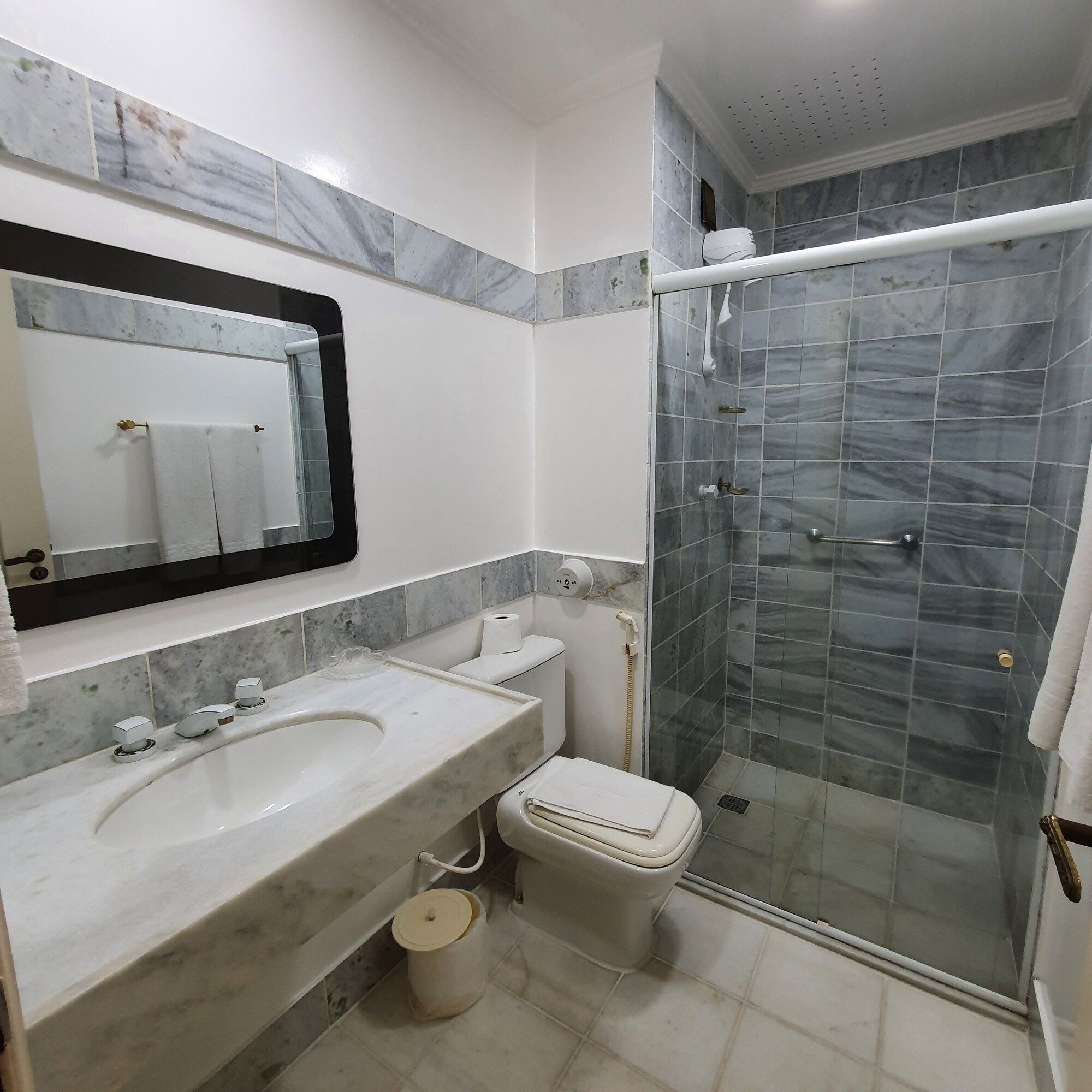 Grand Ville Hotel - Sao Lourenco (Brasilien) - Bad