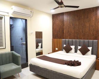 Hotel Jms Inn - Khandwa - Living room
