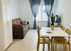 Bnbook Medea Apartments 2 - Fuengirola - Essbereich