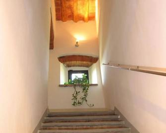 Colle Da Vinci - Vinci - Trappen