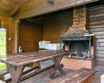 Rantamökki 16 by Interhome - Uusi Valamo - Patio
