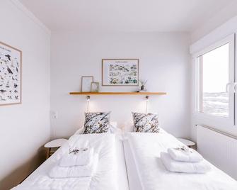 Hlid Bed and Breakfast - Reykjahlid - Bedroom
