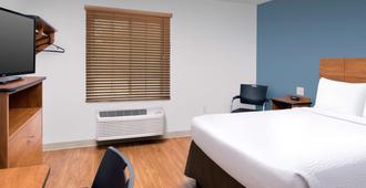 Extended Stay America Select Suites - Cleveland - Airport - Cleveland