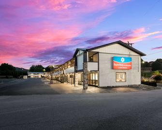 SureStay Plus by Best Western Pigeon Forge - Pigeon Forge - Budova