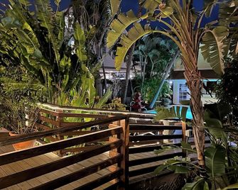 Douglas House - Key West