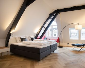 Snoozz Hotels Bolsward Boutique hotel zonder receptie met digitale sleutel - Bolsward - Habitación