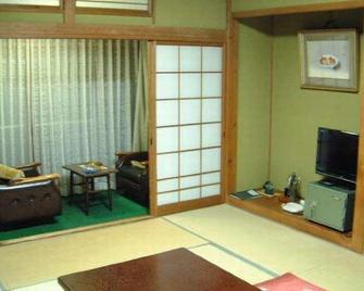 Reiunsou - Ōme - Sala de estar