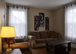 Moncton Suites - 81 Maple Street - Moncton - Sala de estar