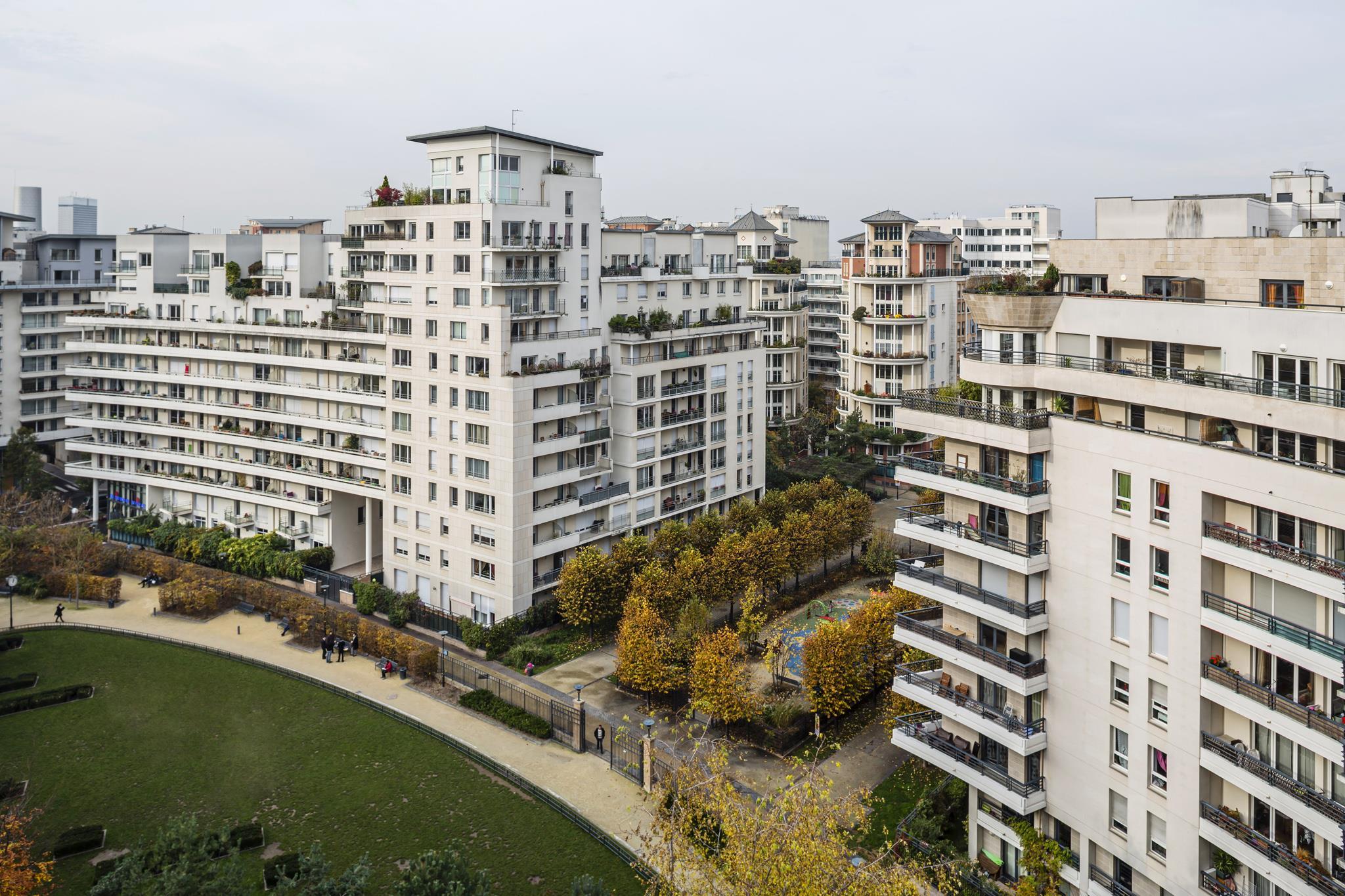 Residhome Courbevoie La Defense from 98. Courbevoie Hotel Deals