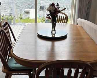 Fall on Pleasant Lake is not to be missed! - Carthage - Comedor