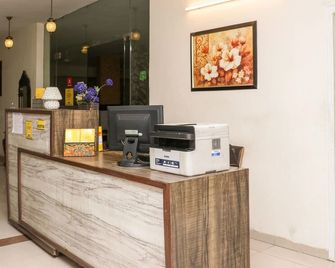 The Baghban Hotel & Resort, Baddi - Baddi - Front desk