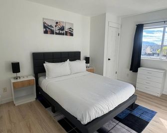 Cozy blue house - Salt Lake City