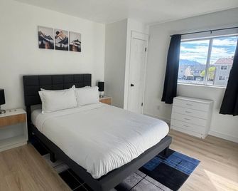 Cozy blue house - Salt Lake City