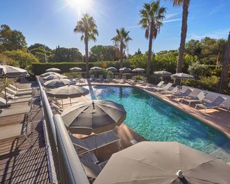 范德瓦爾克勒卡塔龍酒店 - 弗雷瑞斯 - 弗雷瑞斯 - 游泳池