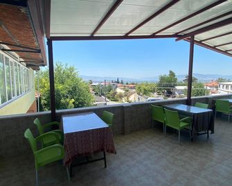 Beyaz Kale - פמוקלה - מרפסת