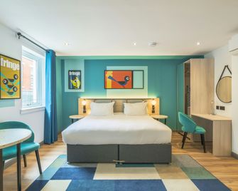 Holyrood Aparthotel - Edinburgh - Bedroom