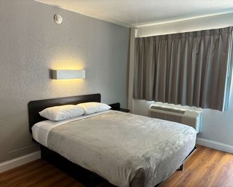 Motel 6 Pensacola West - פנסאקולה - חדר שינה