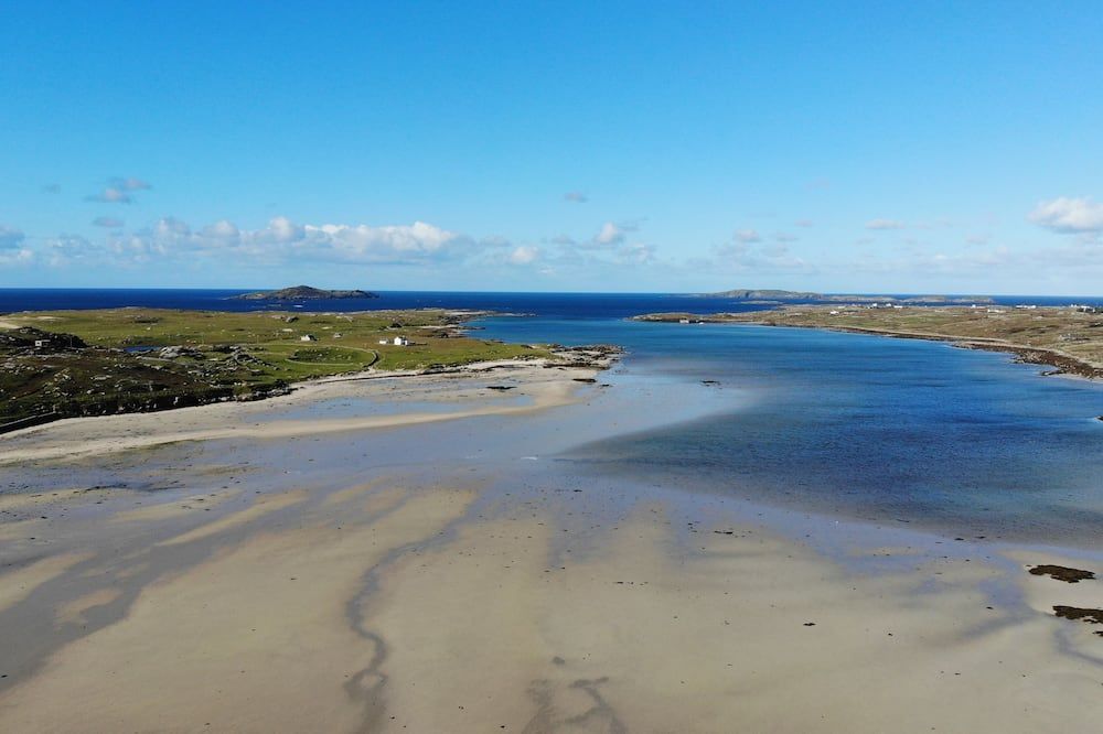 Sharamore House B&B - קליפדן - חוף