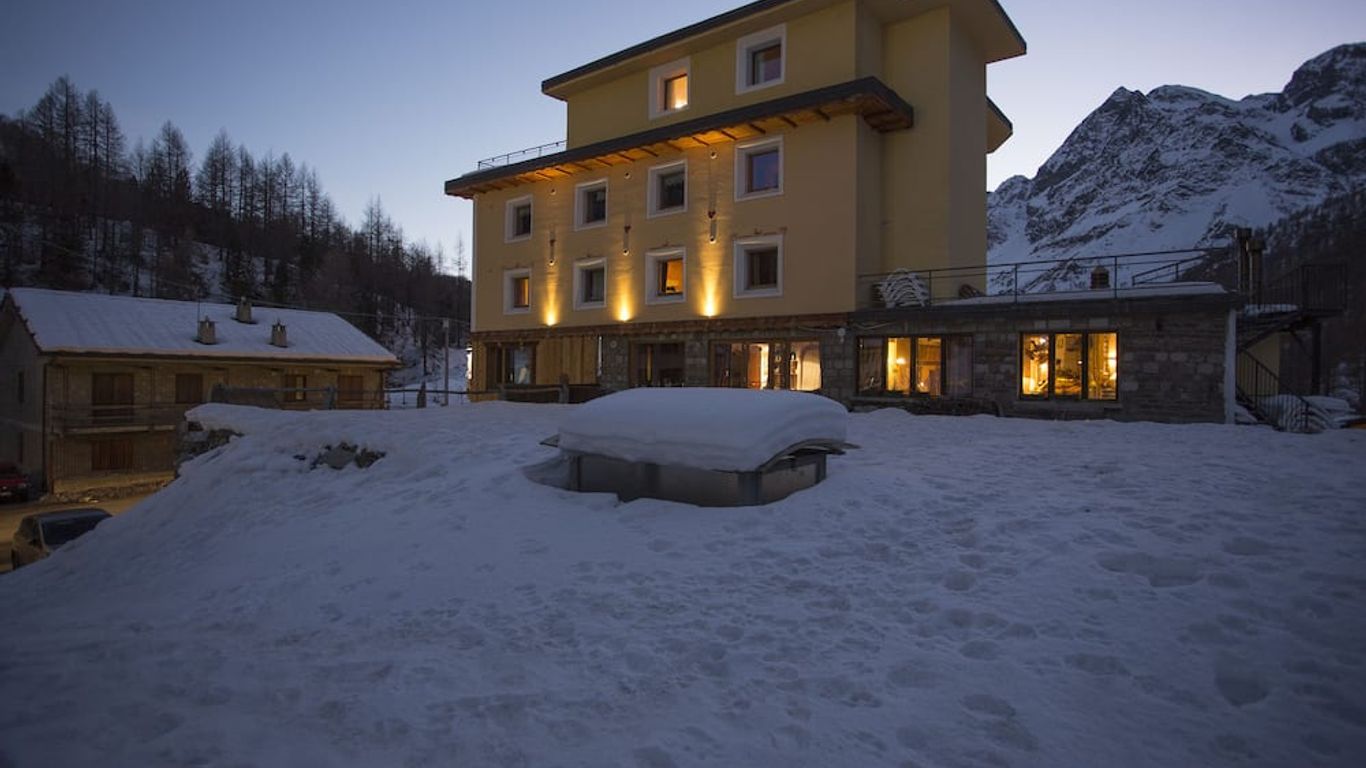 Apartments Suites Lac Bleu