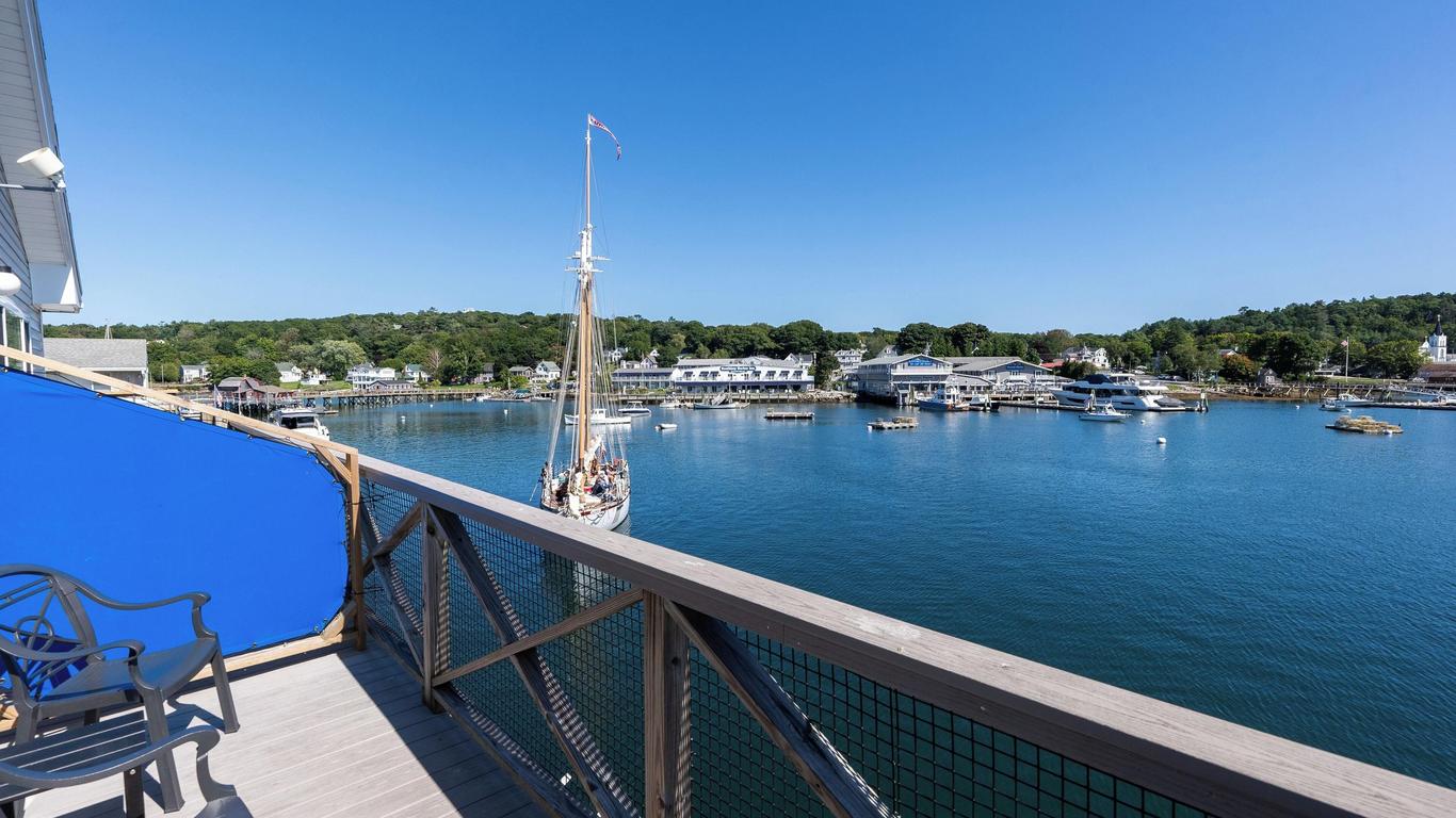 Fisherman's Wharf Inn