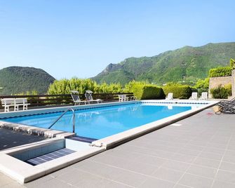 Apartment 'Casa Lucy' with Lake View, Shared Pool & Wi-Fi - Tremosine - Pool