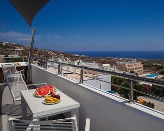 Irene City Villas - Fira - Balkon