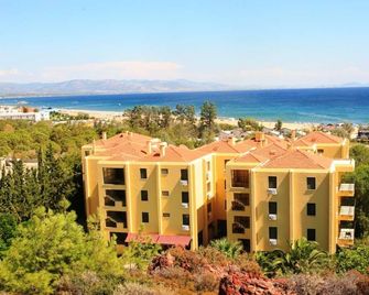 Palm Court Suites - Ayvalık - Bygning