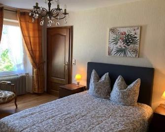 Alsace Gite 5 Personnes - 3 Chambres - 2 Sdb - Buhl - Habitación