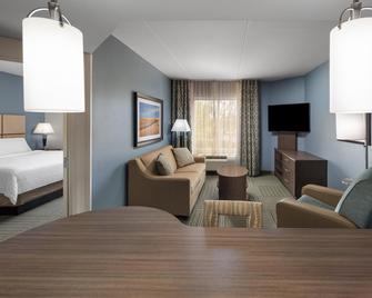 Candlewood Suites Omaha Airport - Omaha - Wohnzimmer
