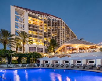Signia Hilton Naples Grande Beach Resort - נייפלס - בניין