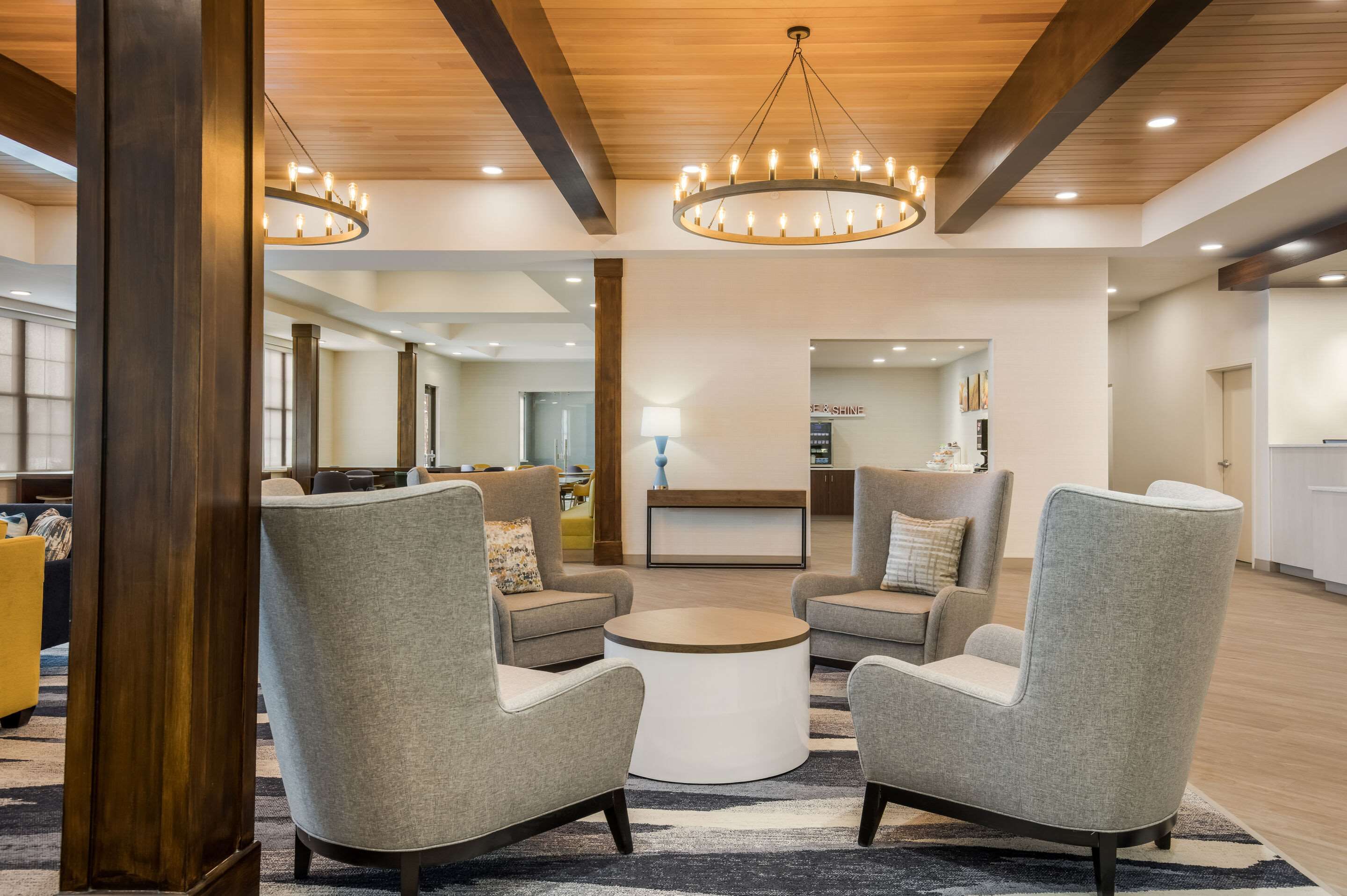 Comfort Inn and Suites Gaylord - Gaylord - Salónek