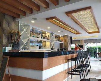 Esperanza Hotel - אנטליה - בר