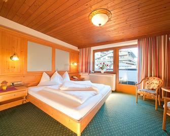 Hotel Kössler - Tux - Sypialnia