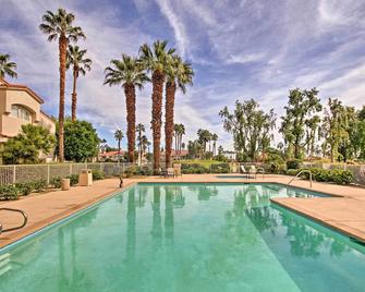 Golf Resort Condo about 6 Mi to Empire Polo Club! - La Quinta - Pool