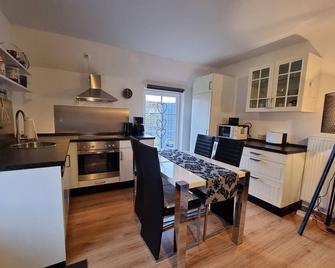 Ferienwohnung Schlickwanderer Klein - Nessmersiel - Küche