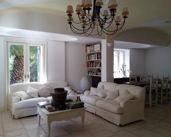 B&B La Salamandra Kitchengarden - Forio - Living room