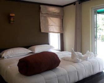 Lung Pod 9 resort - Chumphon - Κρεβατοκάμαρα