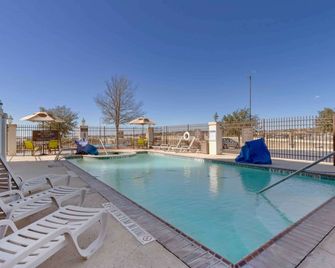 إكستنديد ستاي أمريكا سويتس - سان أنطونيو نورث - سان انطونيو - حوض السباحة